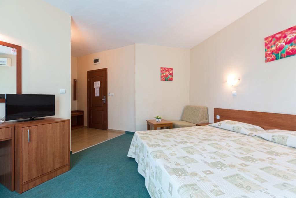 Hotel L&B- Free Parking Slantchev Briag Extérieur photo