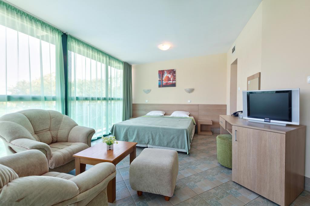 Hotel L&B- Free Parking Slantchev Briag Extérieur photo