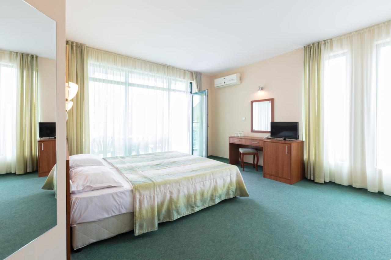 Hotel L&B- Free Parking Slantchev Briag Extérieur photo